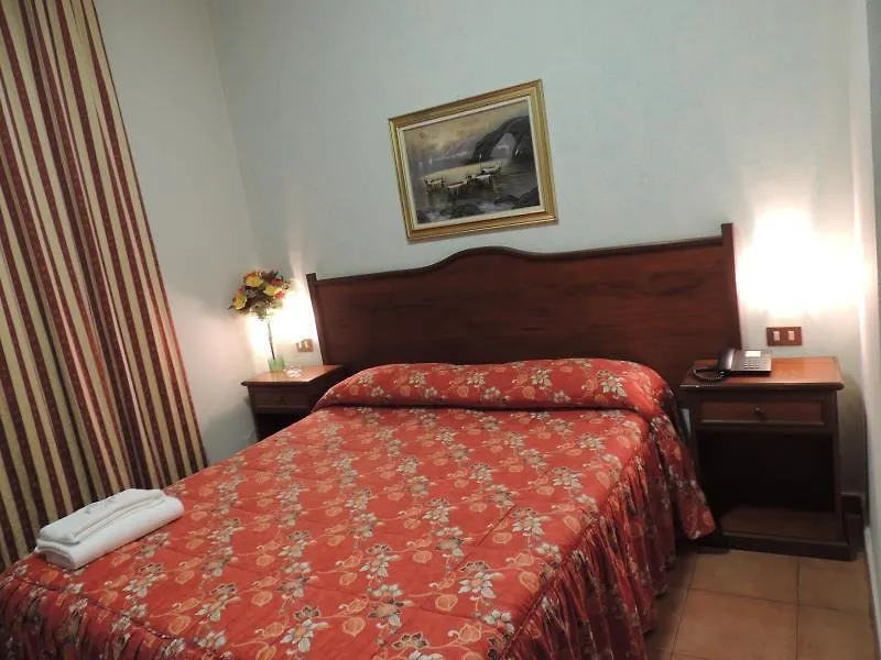 Hotel Chopin Milan 0*,